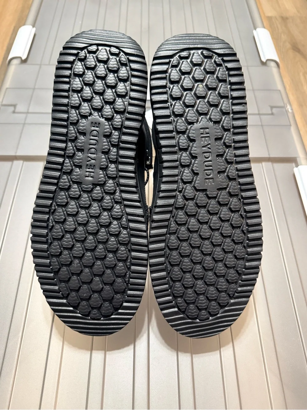 NEW Hey Dude Boots Black/Black Men’s Size 13